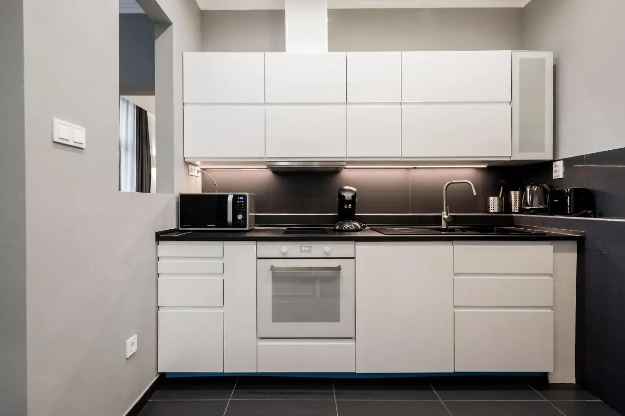 Prime Star Deak Ter Modern Luxury Apartments Budapest 0*,  Hungary